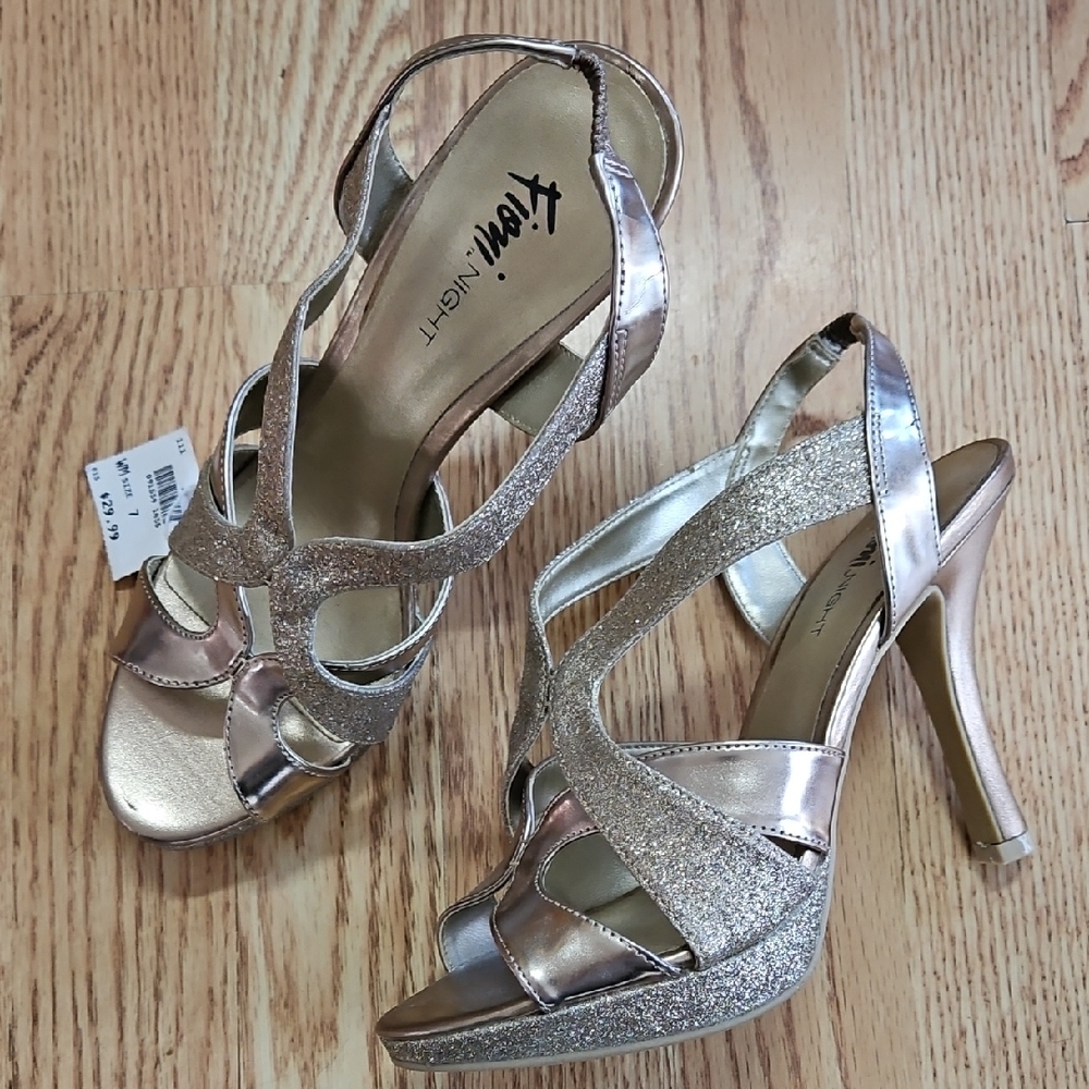 Fioni Night Metallic Strappy Heels